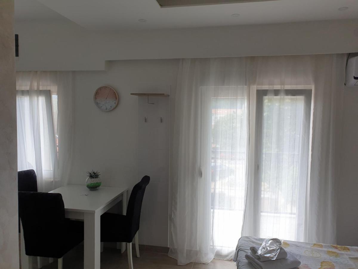 Mango Apartments Требинє Екстер'єр фото