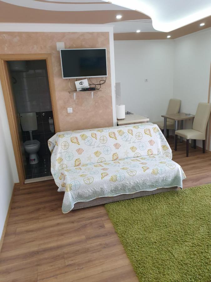 Mango Apartments Требинє Екстер'єр фото