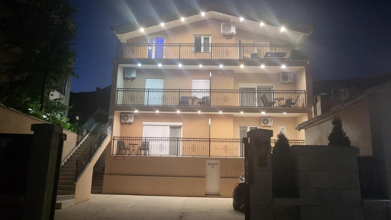 Mango Apartments Требинє Екстер'єр фото