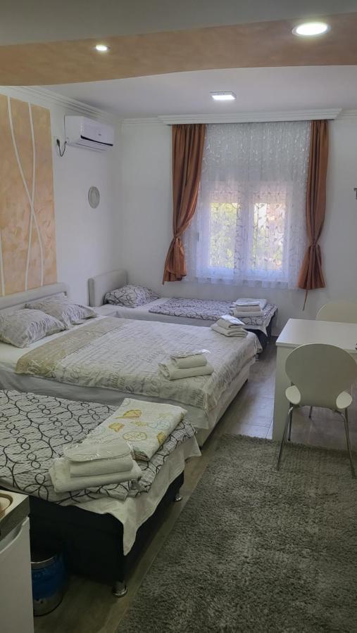 Mango Apartments Требинє Екстер'єр фото