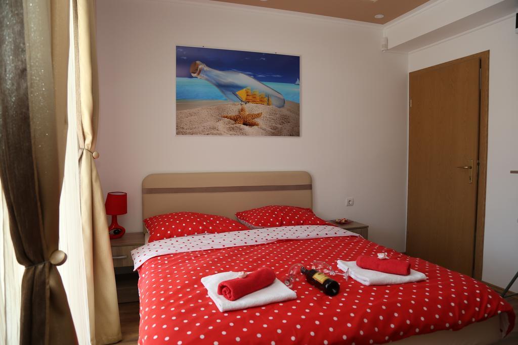 Mango Apartments Требинє Екстер'єр фото