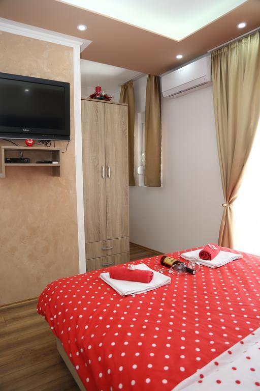 Mango Apartments Требинє Екстер'єр фото