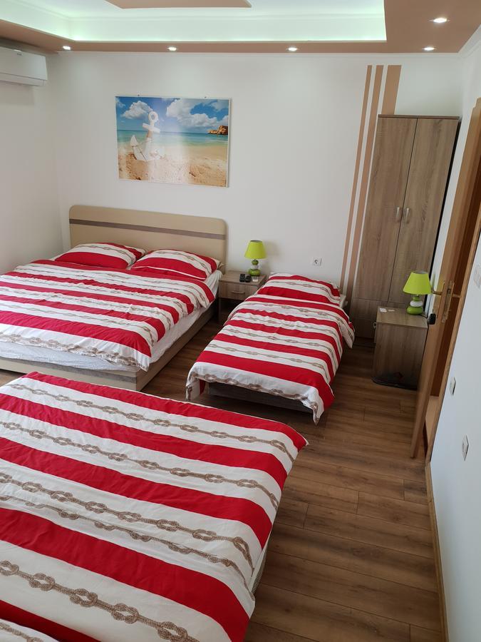 Mango Apartments Требинє Екстер'єр фото