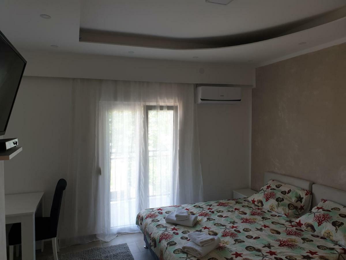 Mango Apartments Требинє Екстер'єр фото